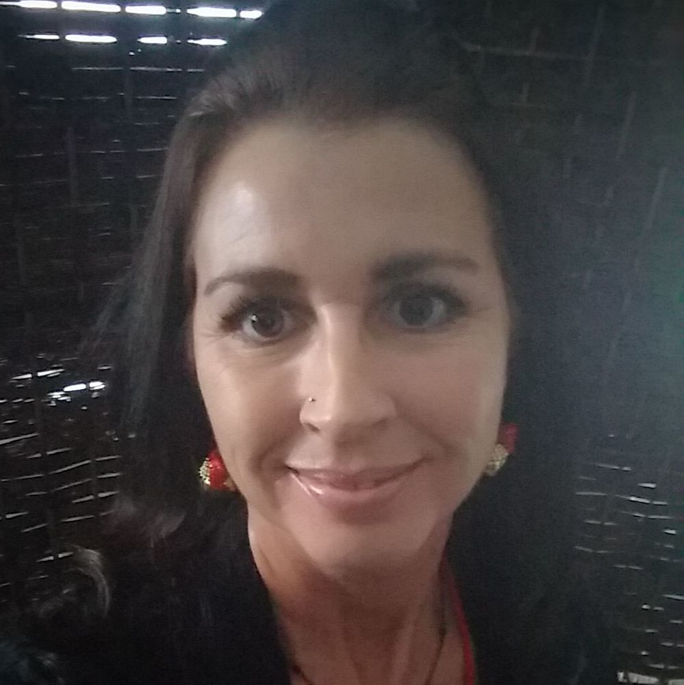 Meet your Posher, Bobi jo